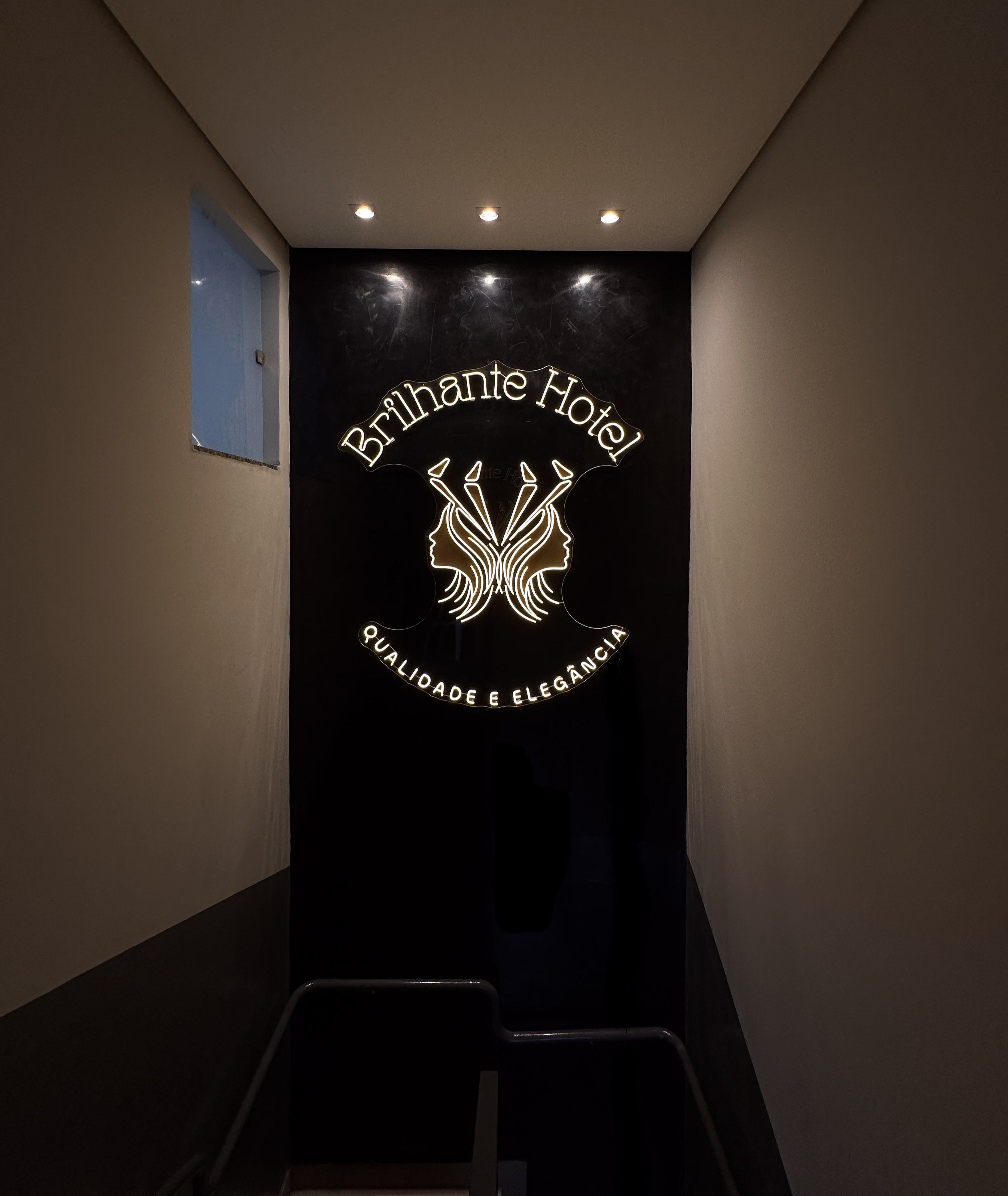 Brilhante Hotel — ambiente interno